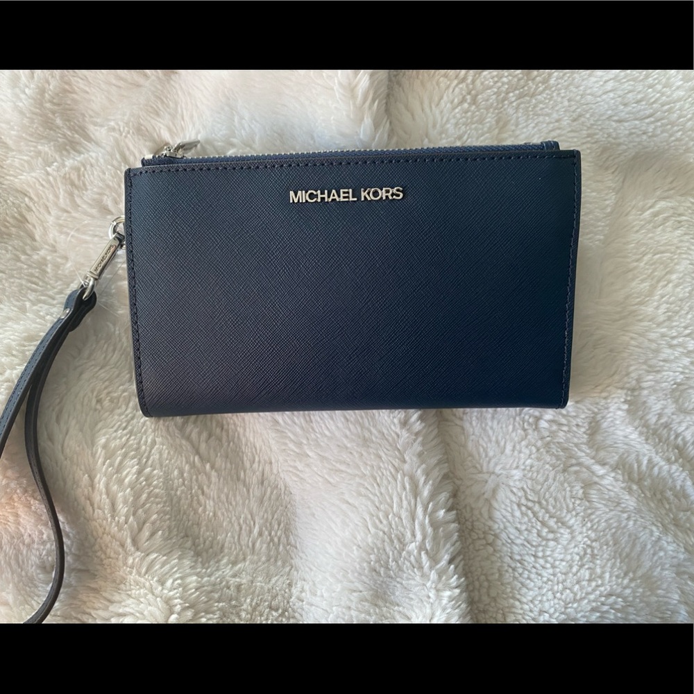 Michael Kors Jet Set Travel Double zip wristlet Leather wallet Navy / Silver